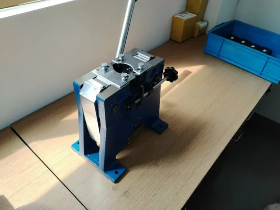 J3 Desk Type Cold Welding Machine for 1.00-3.25mm Wire