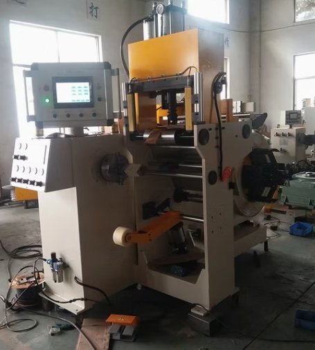 Automatic PLC Foil Winding Cold Welding Machine